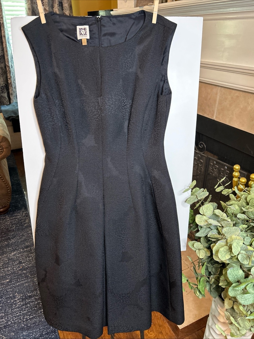 Anne Klein Black Textured Sleeveless Fit & Flare Dress